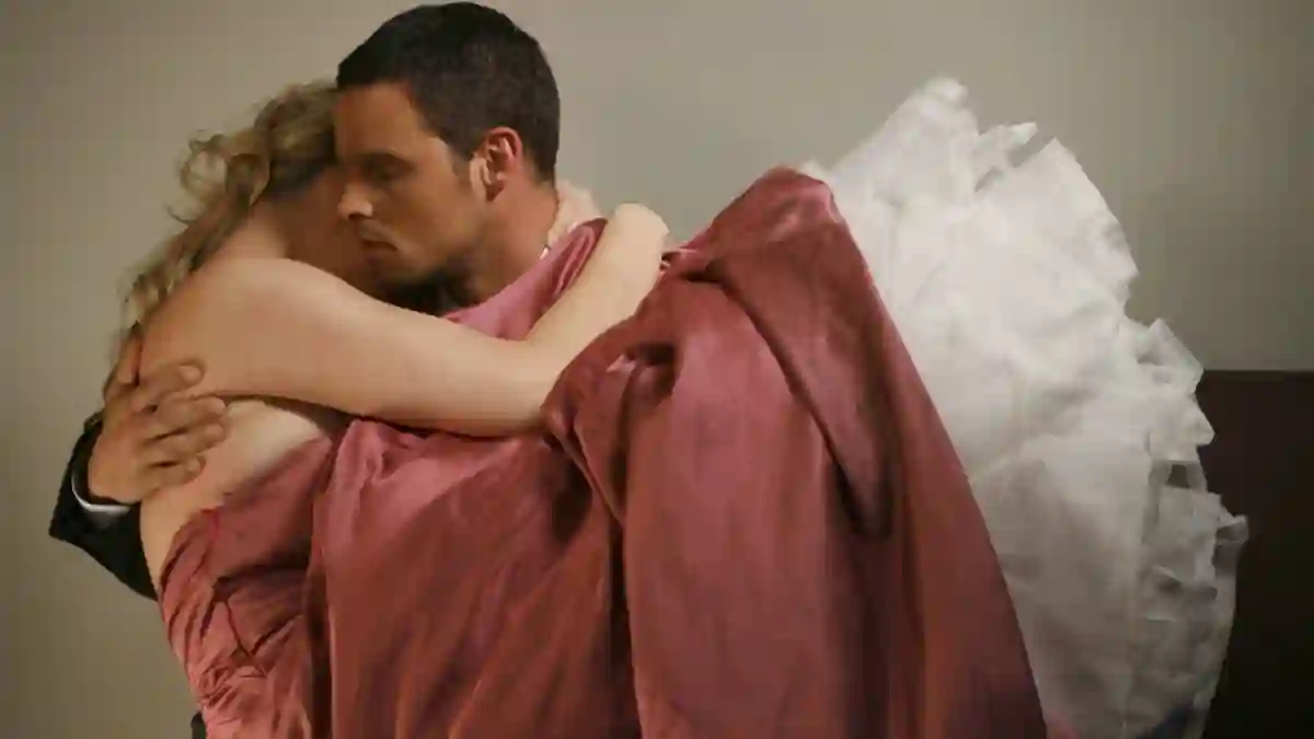 Katherine Heigl and Justin Chambers in 'Grey's Anatomy'.