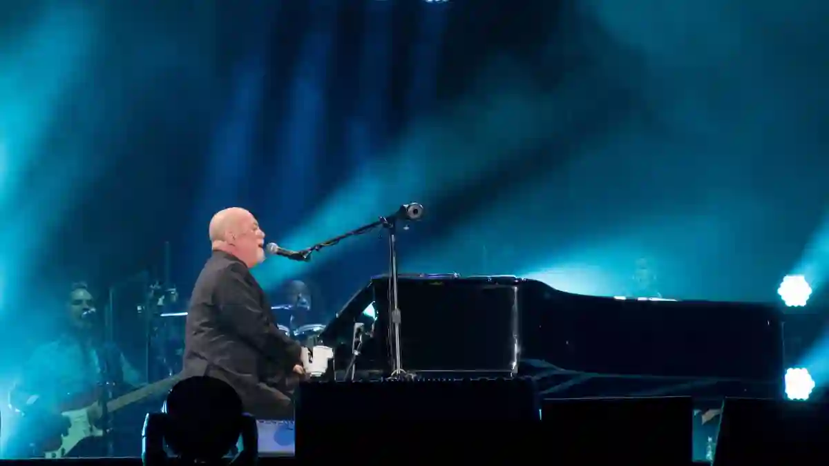 August 26 2016 Chicago Illinois U S Musician BILLY JOEL performs live at Wrigley Field in Chi