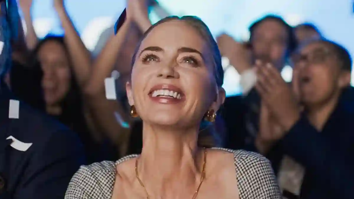 Emily Blunt USA. Emily Blunt in the (C)Netflix new film: Pain Hustlers (2023). Plot: Liza dreams of a better life for he