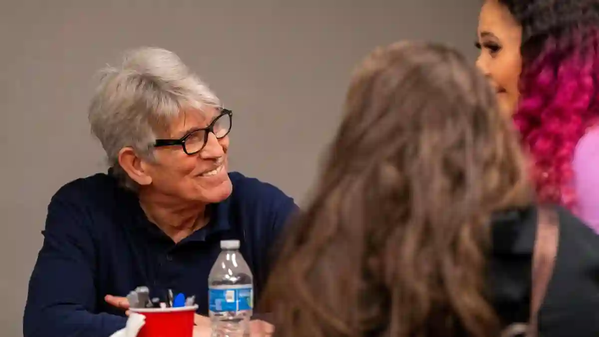 Syndication: The Record Apr 13, 2024; Fairfield, NJ, United States; Actor Eric Roberts smiles as he talks to fans at Pai