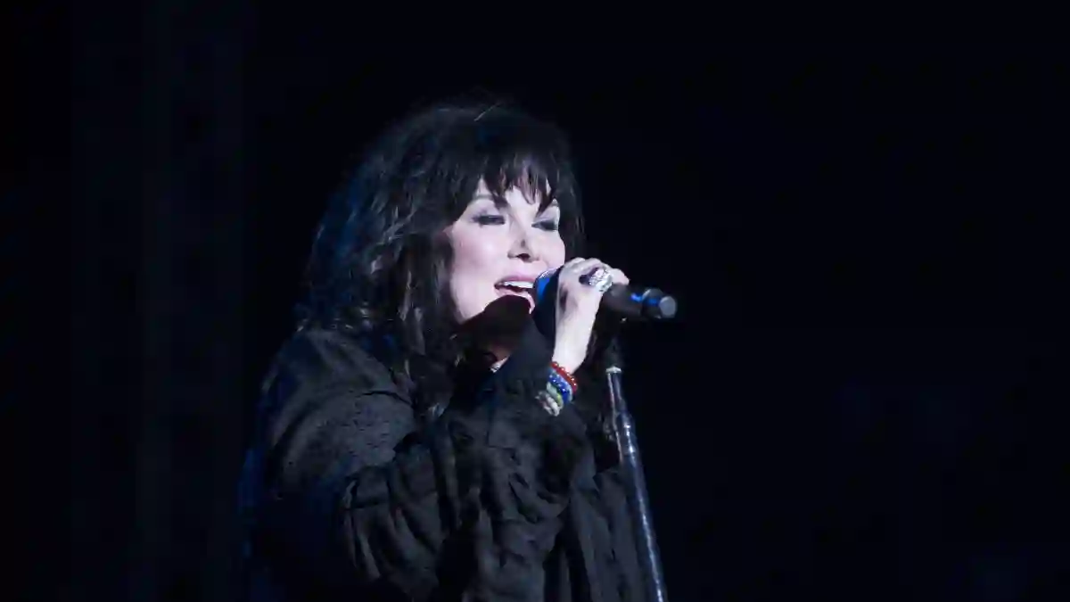 Napa, CA/USA: 5/31/14: Ann Wilson sings with the group Heart at BottleRock Festival. The band has sold over 35 million r