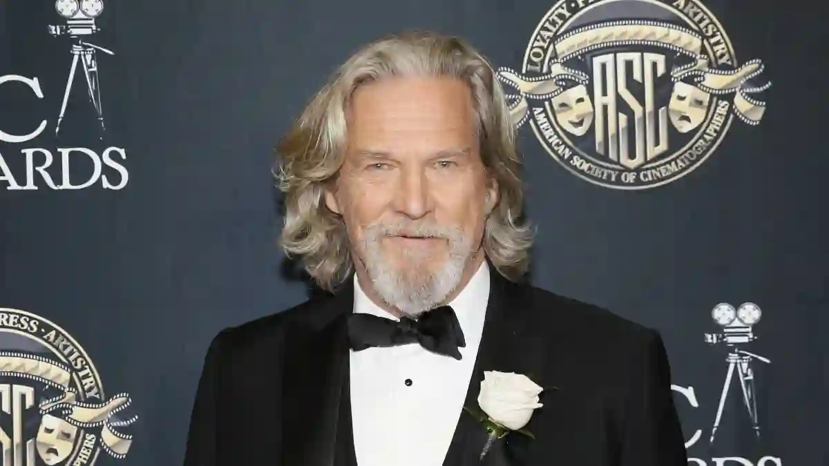 Jeff Bridges Shares Lymphoma Update: "This Cancer Is Making Me Appreciate My Mortality"