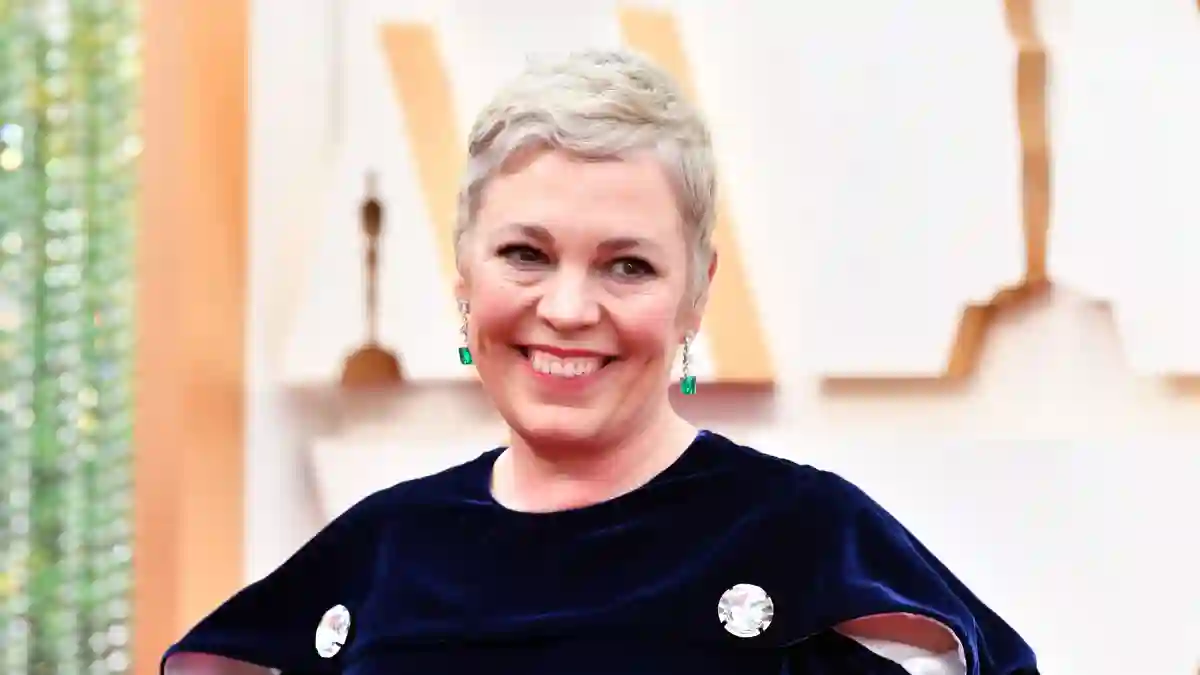 Olivia Colman Makes A Special Donation To Celeb Charity Auction