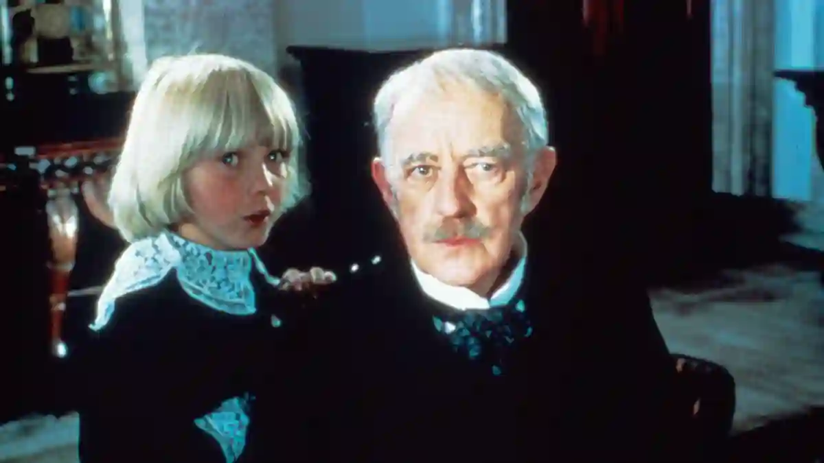 Ricky Schroder and Sir Alec Guinness in Little Lord Fauntleroy 1980