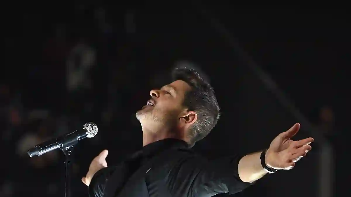 Robin Thicke: This Is The Singer-Songwriter Today