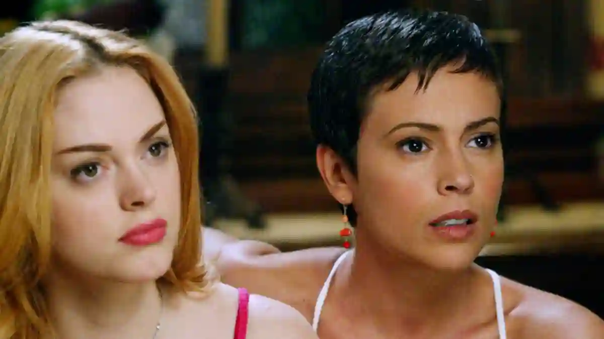 Rose McGowan Says 'Charmed' Co-Star Alyssa Milano Made Set "Toxic AF"