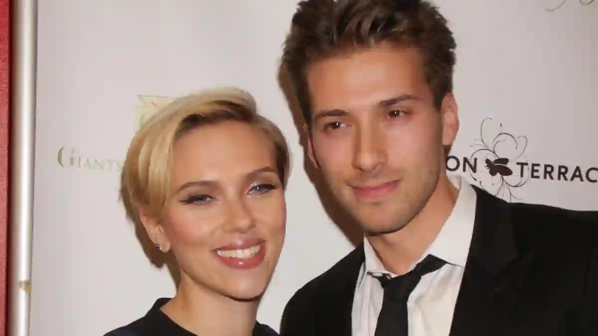 Scarlett Johansson and Hunter Johansson.