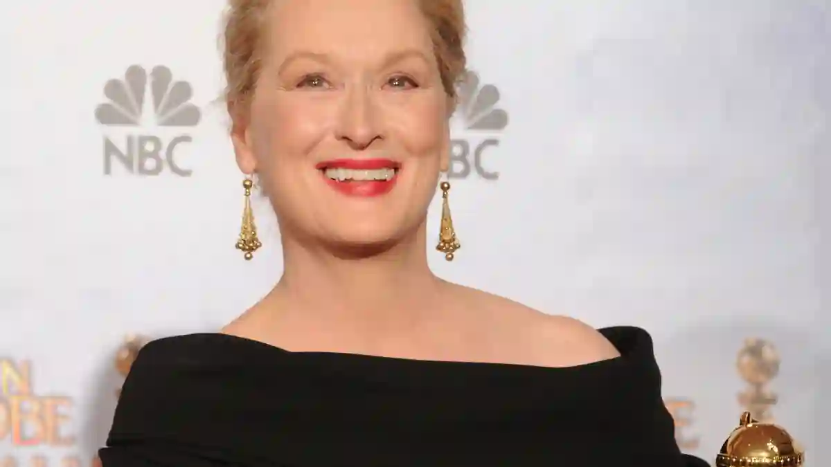 Watch Meryl Streep Make Cocktails and Sing In A Bathrobe In Sondheim Tribute.