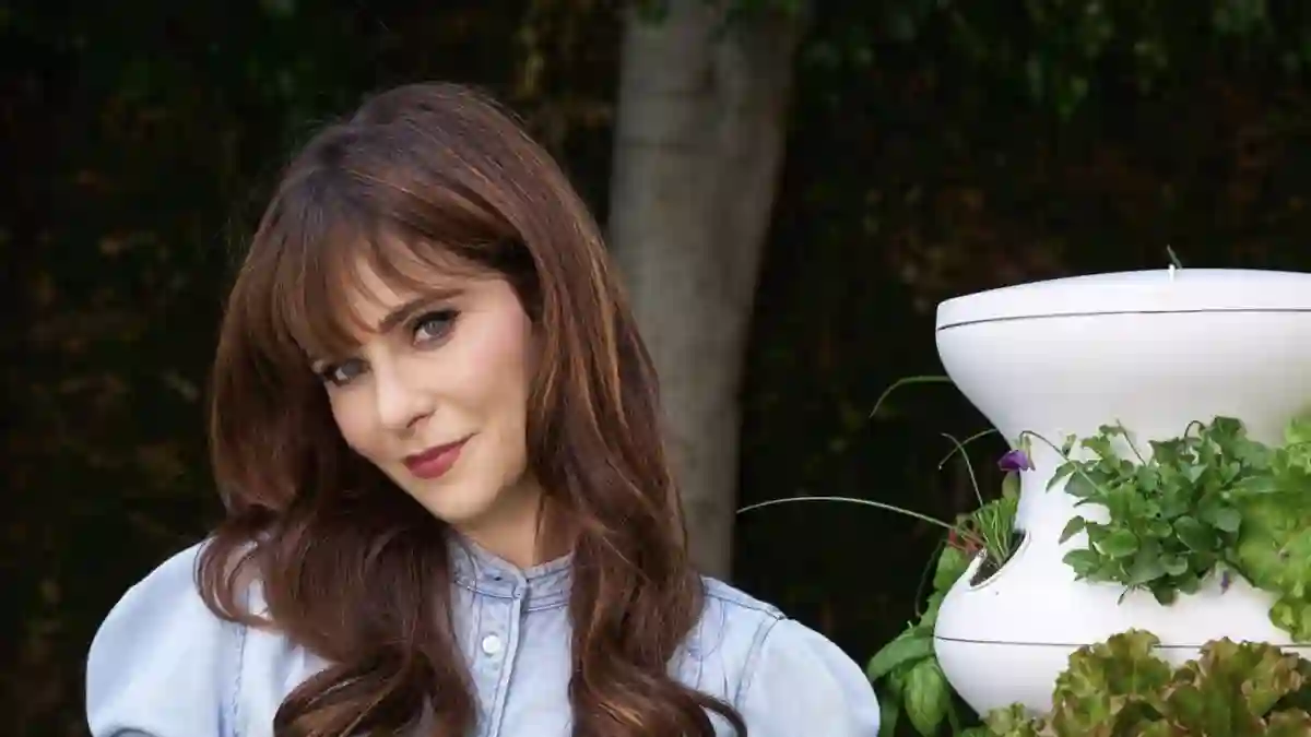 Zooey Deschanel