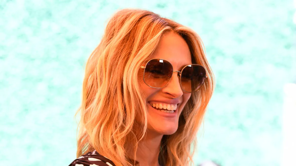 7 Stars You Didn't Know Have A Stutter