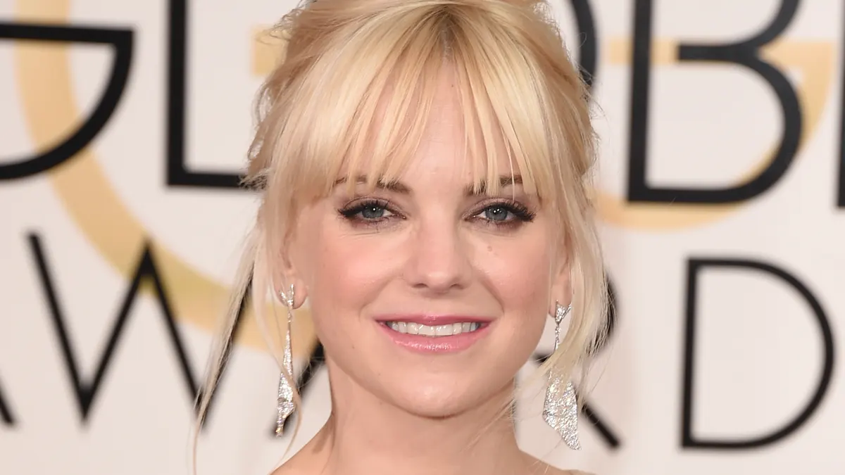 Anna Faris attends the 72nd Annual Golden Globe Awards
