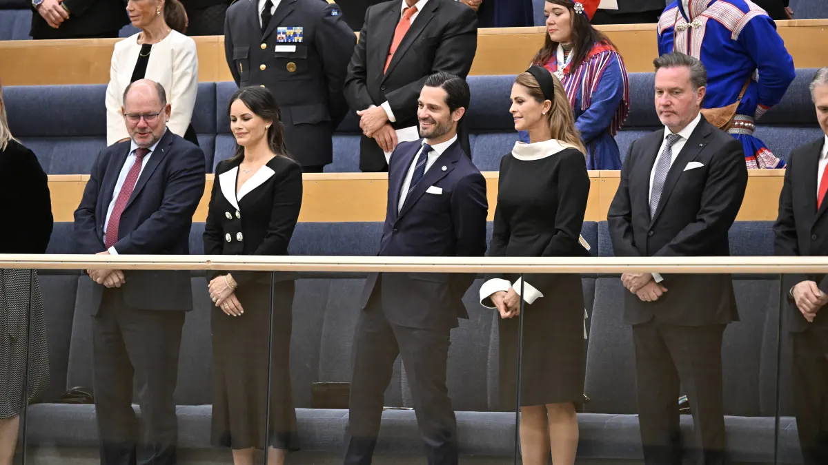 Look-Alikes: Madeleine &amp; Sofia in Similar Outfits