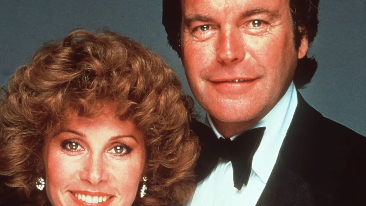 Female TV Stars of the 80s Then and Now: Hart to Hart Stefanie Powers Jennifer Hart today 2021 age