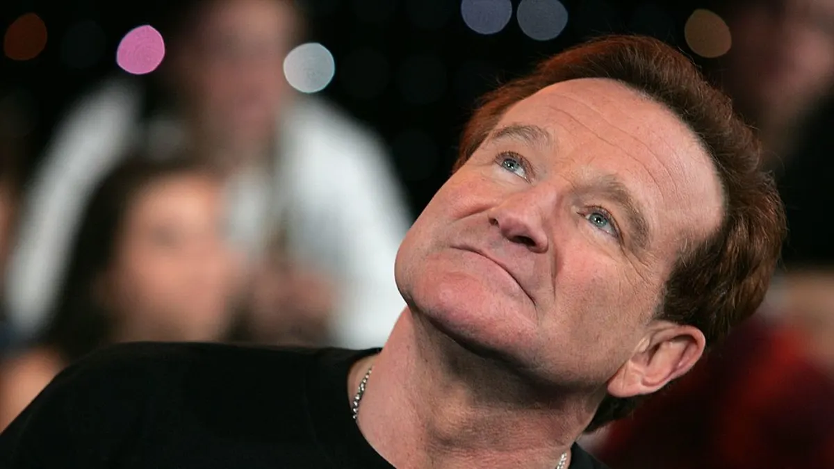 MTV TRL With Robin Williams & JoJo