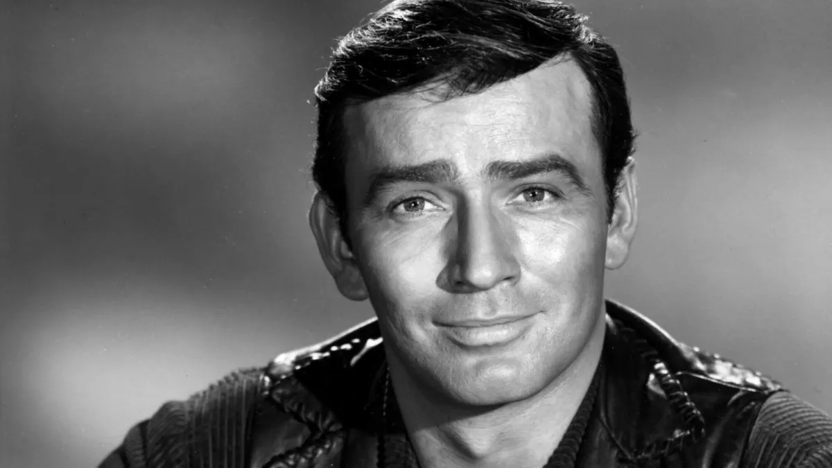 THE VIRGINIAN JAMES DRURY as the Virginian Date: 1971 PUBLICATIONxINxGERxSUIxAUTxONLY Mandatory credit line: Image court