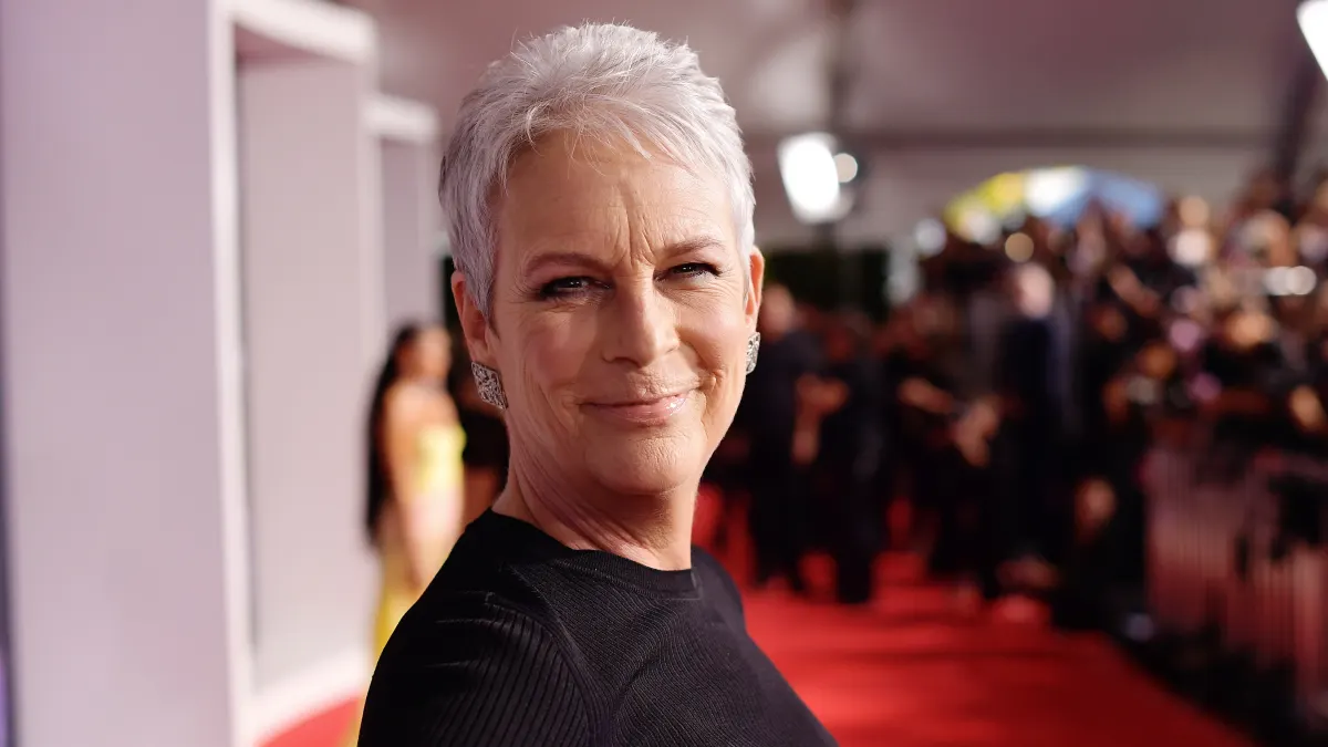 Jamie Lee Curtis Reacts To Son Coming Out As Transgender