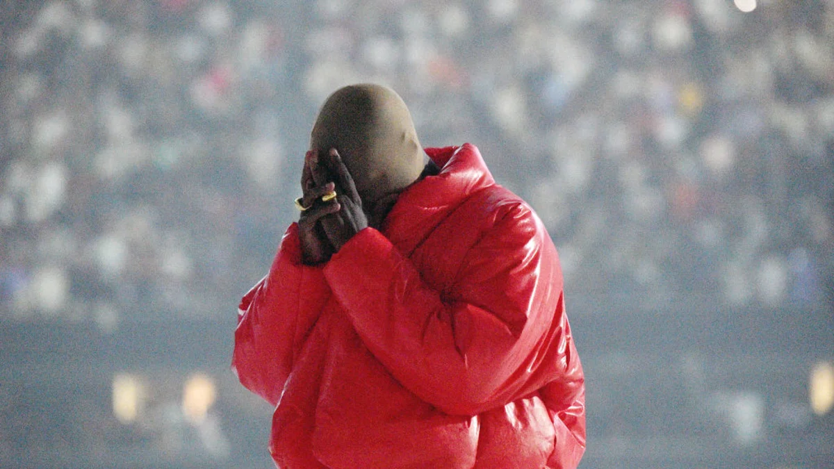 Oh No! Kanye West Pulls Out Of Coachella!