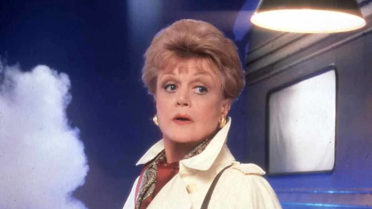 Murder, She Wrote: Quiz Angela Lansbury trivia questions facts cast episodes seasons TV show series stars guests
