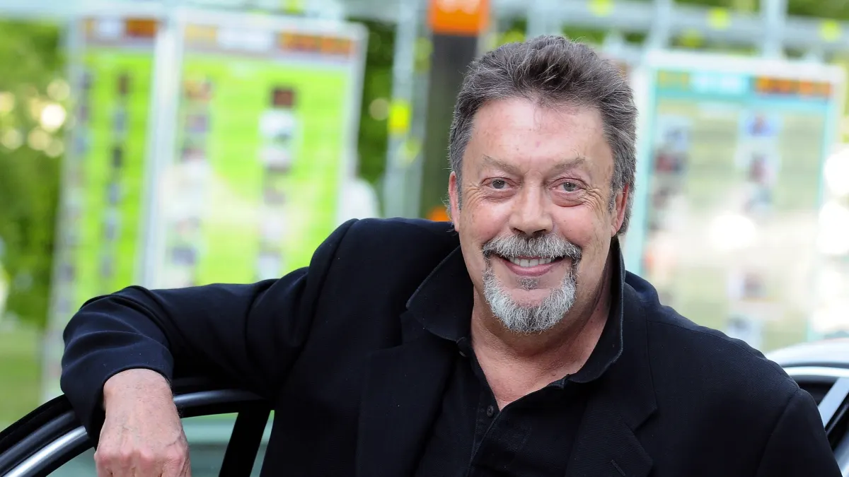 Tim Curry