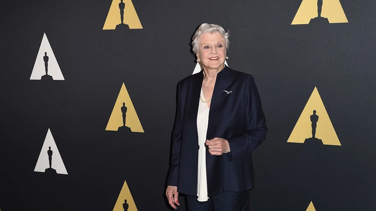 Beautiful: This Is How Angela Lansbury Looked When She Was Young