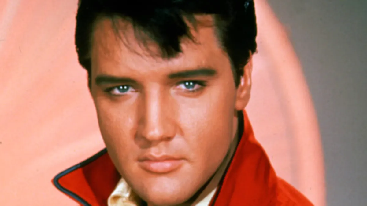 Singer Elvis Presley