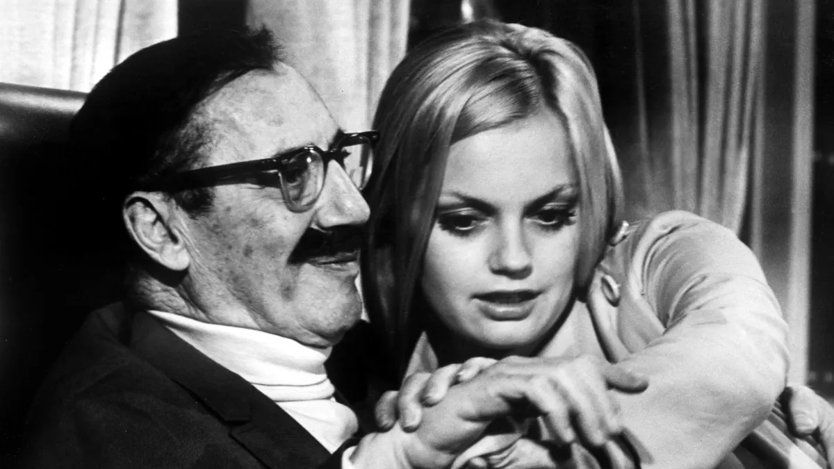 SKIDOO, Groucho Marx, Alexandra Hay, 1968 Courtesy Everett Collection !ACHTUNG AUFNAHMEDATUM GESCHÄTZT! PUBLICATIONxINxG