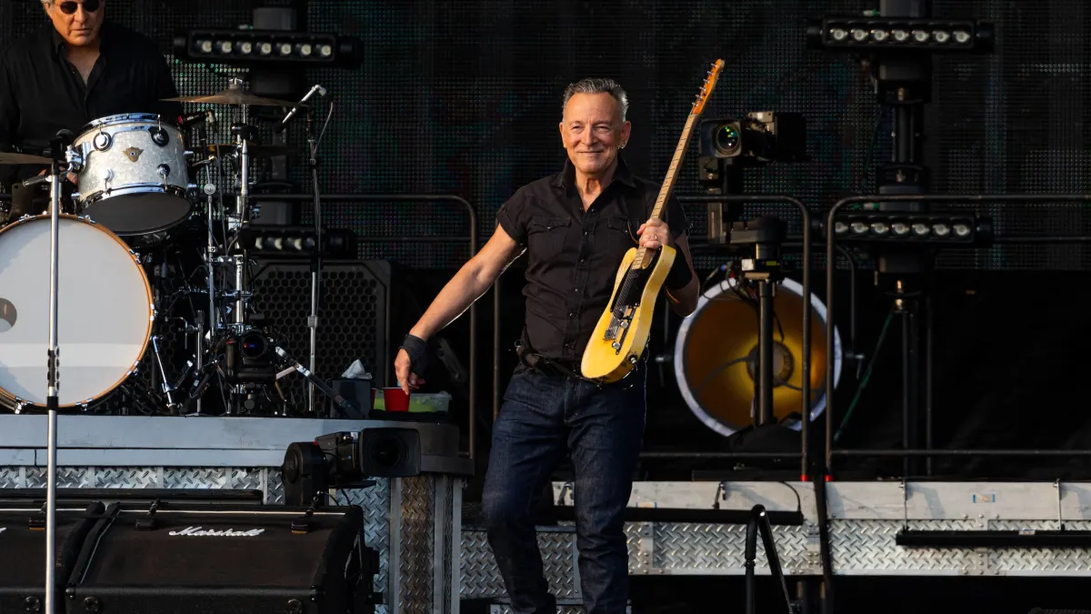 July 25, 2023, Monza, Italy: Bruce Springsteen performs live at Autodromo di Monza. Monza Italy - ZUMAs197 20230725_zaa_