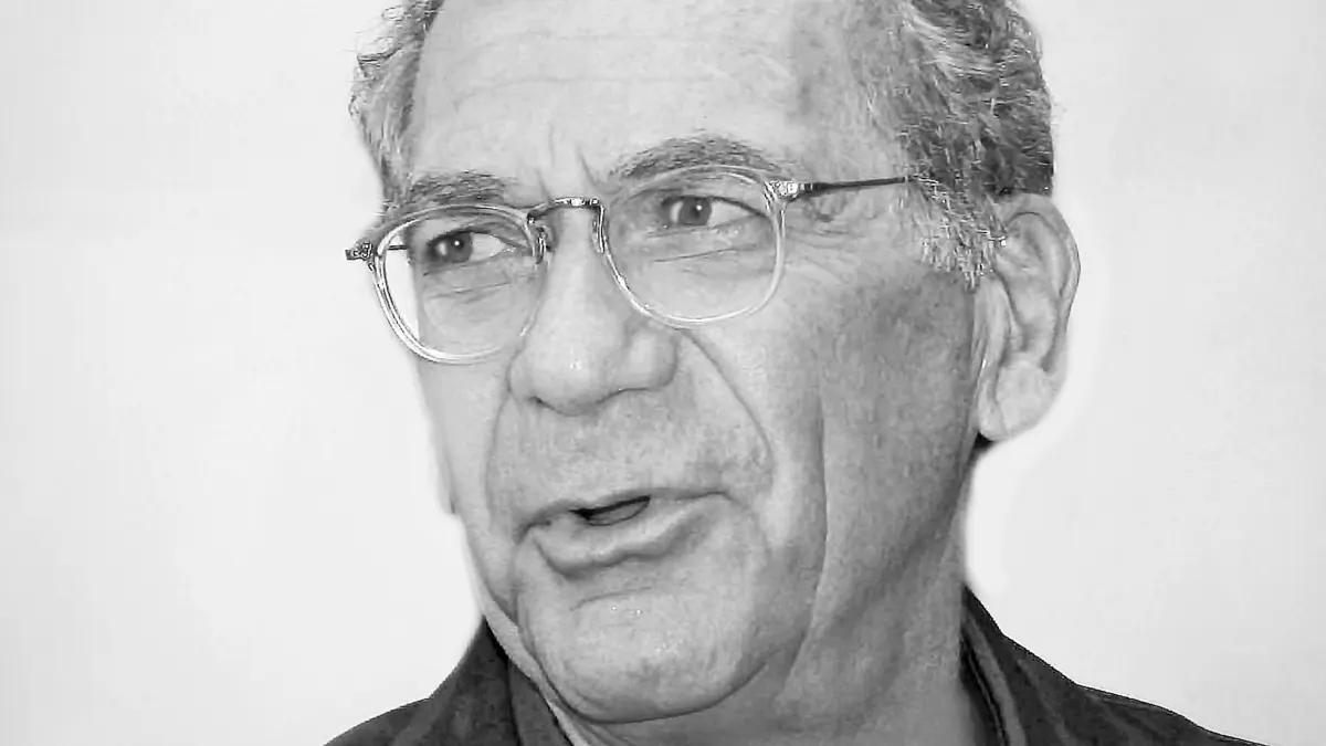 Sydney Pollack at the 2005 Tribeca Film Festival in New York City, In this monochrome portrait, Oscar-winning director S