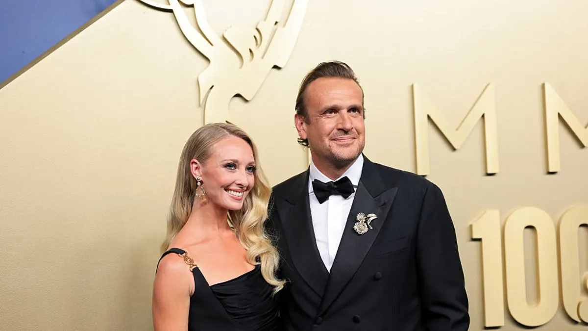 Kayla Radomski and Jason Segel