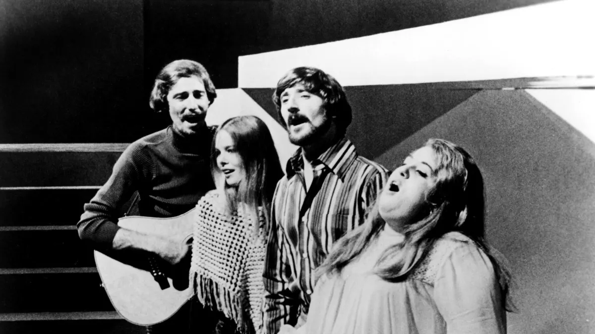 Why Popular Music Group The Mamas and the Papas Only Lasted 3 Years Together