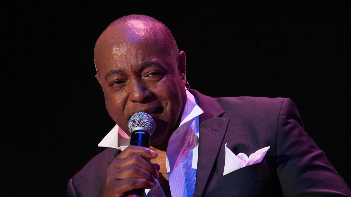 Peabo Bryson died