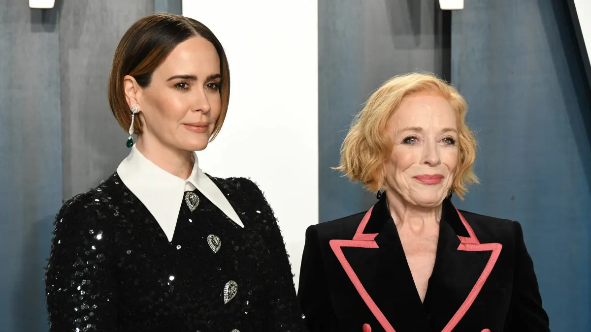 Sarah Paulson Makes Birthday Post For Girlfriend Holland Taylor