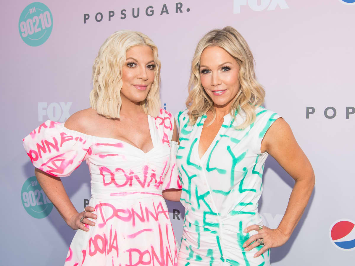 Bh Tori Spelling And Jennie Garth Talk About Luke Perry He Was With Us
