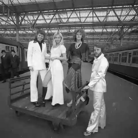 Abba Rail