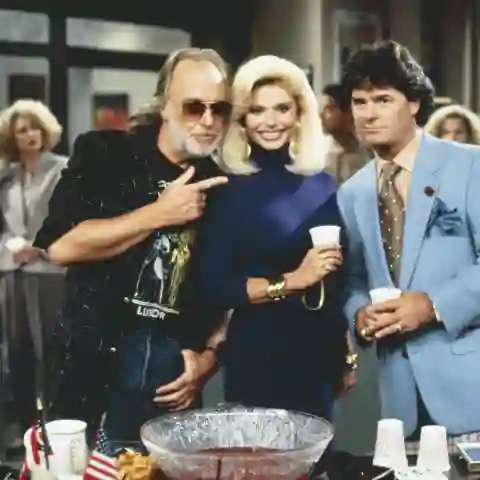 'WKRP In Cincinnati' Cast deaths passed away actors stars still alive today now 2022 Howard Hesseman Frank Bonner Gordon Jump