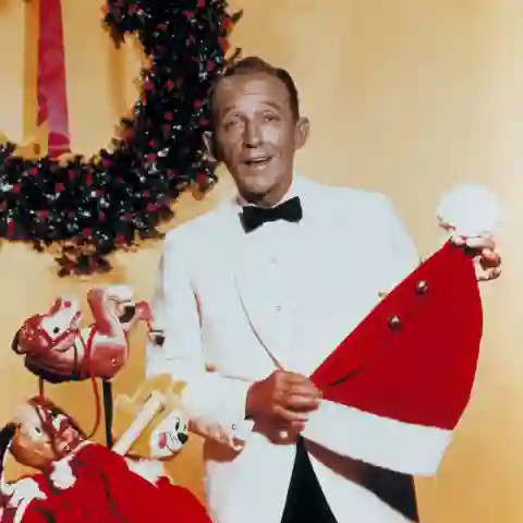 White Christmas: 10 Facts trivia Bing Crosby Movie film 1954 song music watch 2020