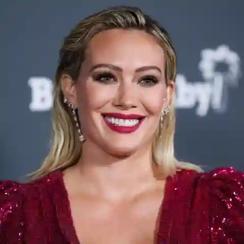 Hilary Duff at the Baby2Baby 10-Year Gala on November 13, 2021 in Los Angeles
