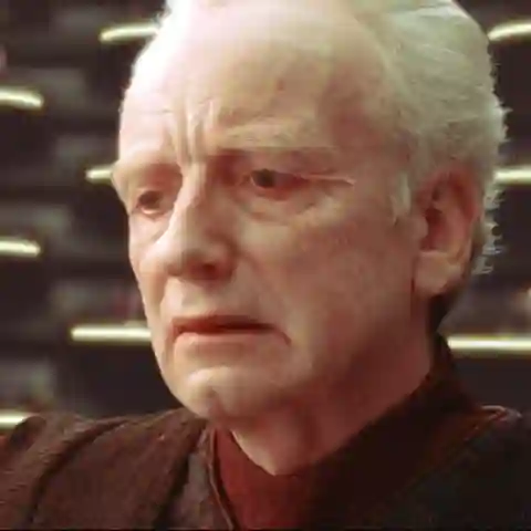 STAR WARS EPISODE II: ATTACK OF THE CLONES, Ian McDiarmid, 2002, Copyright 2002 Lucasfilm Ltd., courtesy Everett Collect