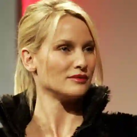Nicolette Sheridan