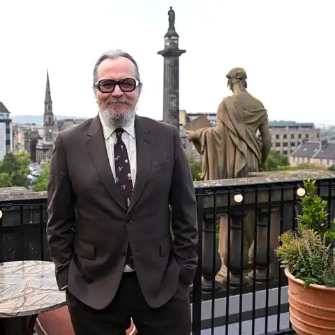 Gary Oldman