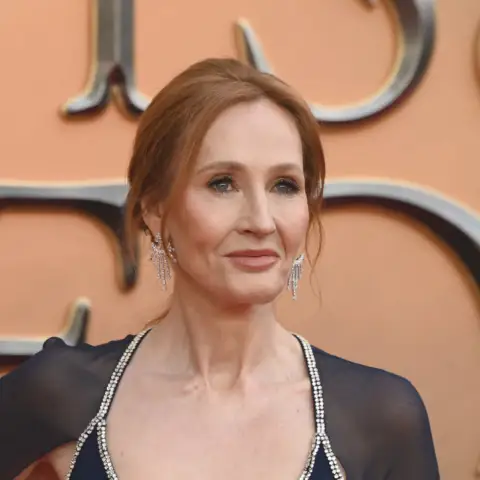 "Fantastic Beasts: The Secrets of Dumbledore" World Premiere - Arrivals