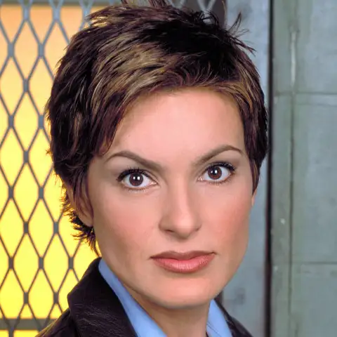 Law and Order SVU actress almost played Olivia Benson instead of Mariska Hargitay casting Samantha Mathis Reiko Aylesworth