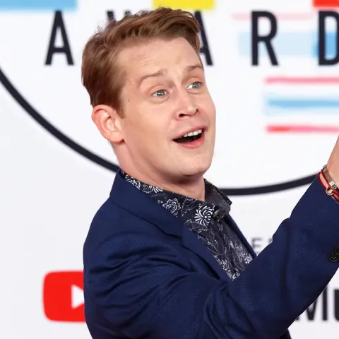 Macaulay Culkin Quiz movies films TV shows series band music career trivia questions facts