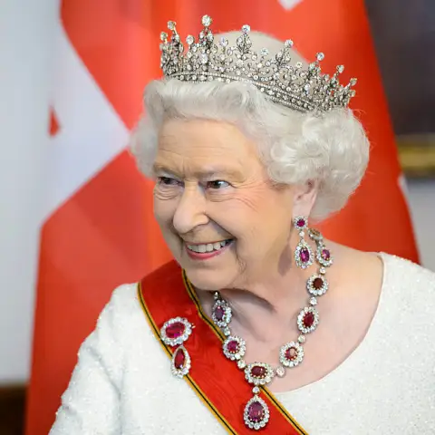 Best of Royals In Tiaras