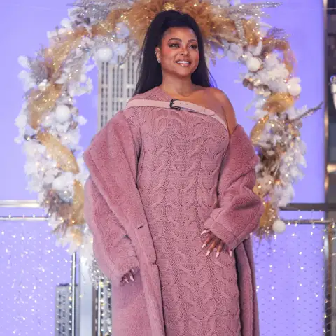 The Cast Of The Color Purple Visit the Empire State Building - NYC American actress Taraji P. Henson wearing Max Mara at