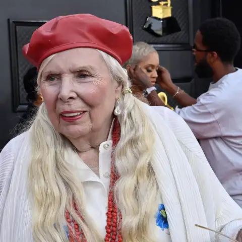 Joni Mitchell arrives for the 64th annual Grammy Awards at the MGM Grand Garden Arena in Las Vegas, Nevada on Sunday, Ap