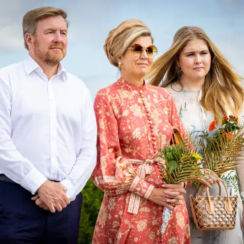 King Willem-Alexander, Queen Máxima, and Princess Amalia during their trip to the Caribbean in early 2023