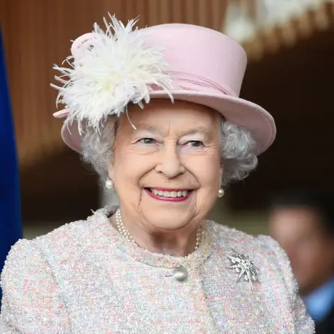 Queen Elizabeth II is vaccinated against Covid-19