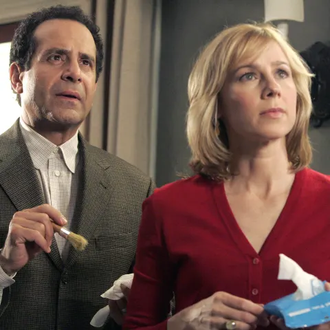 Tony Shalhoub and Traylor Howard in 'Monk'
