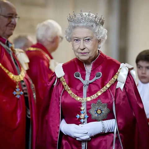 This Is Why The Royal Family Must Wear Black While Traveling